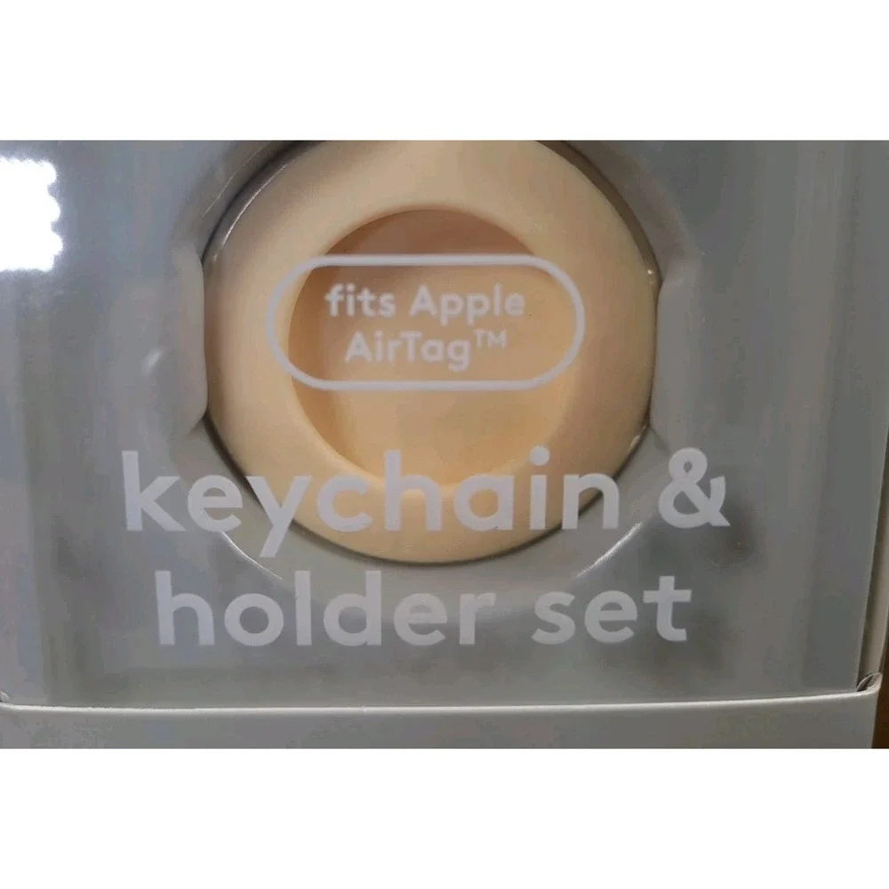 NIB Heyday Silicone‎ Apple Airtag Holder & Keychain - Mist Yellow - Mfg Sealed